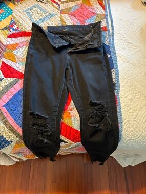 Black Distressed Women's Jeans - Classic Ripped super high rise jegging Ae
